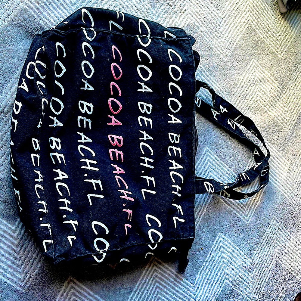 I’m selling a cocoa beach bag its really pretty and spacious it is the best bag